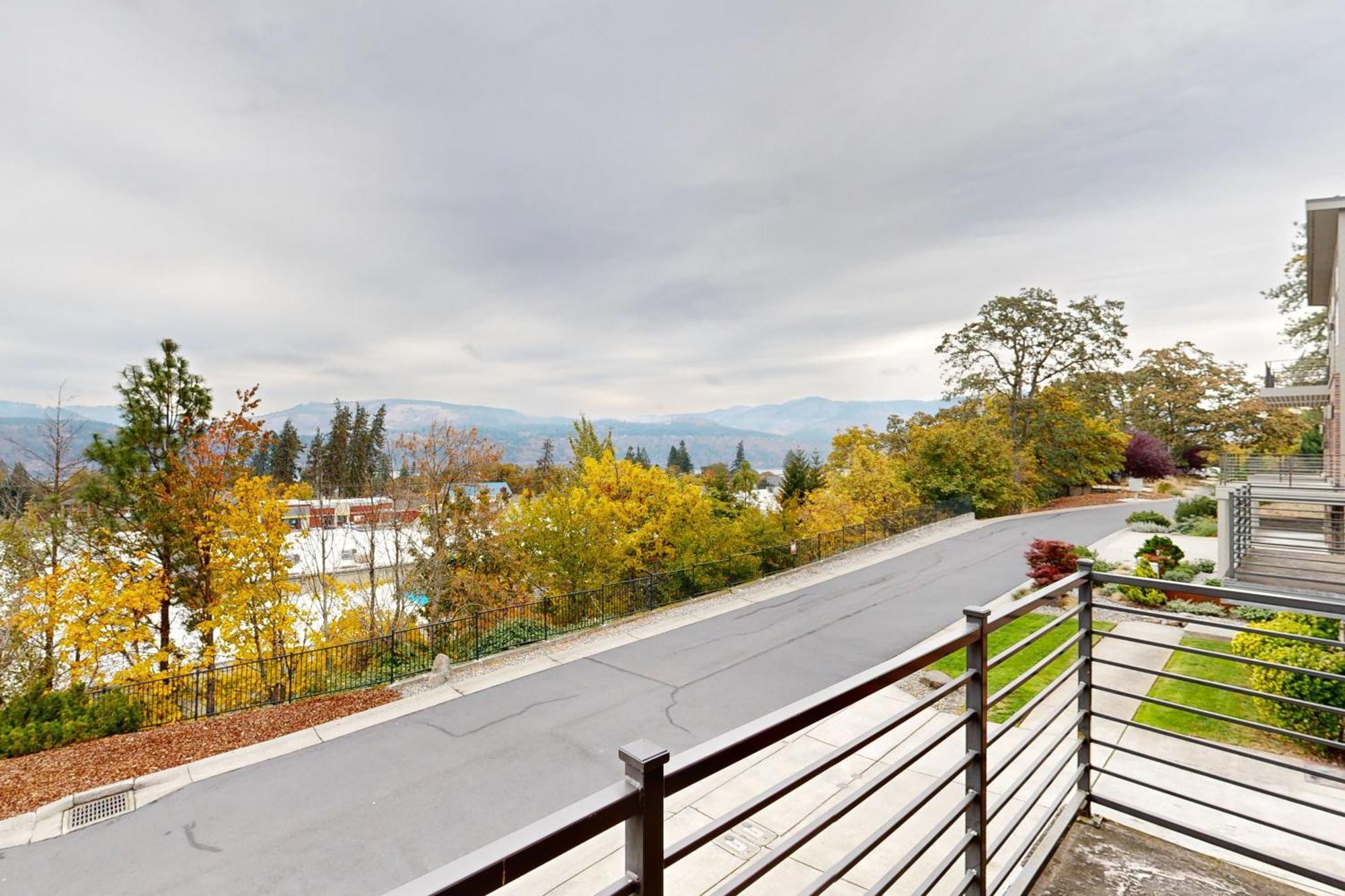 Hood River Mountain View House Экстерьер фото